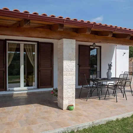 In - Istrien 43272 Holiday home *