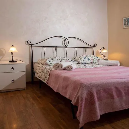 In - Istrien 43272 Holiday home Rovinjsko Selo